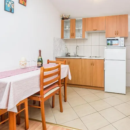 Beachfront Mira - Happy Apartamento *