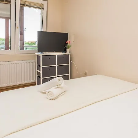 Apartamento Beachfront Mira - Happy Sukošan